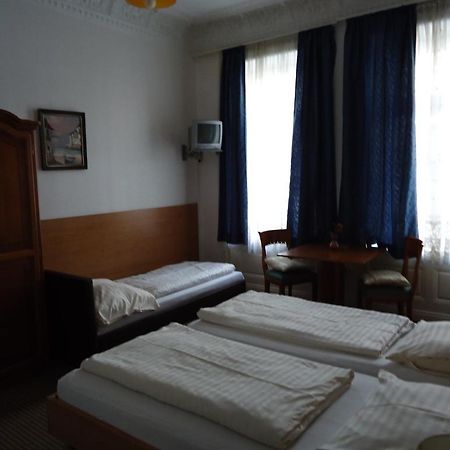 Hotel Garni Nord Hamburg-Harburg Exteriör bild