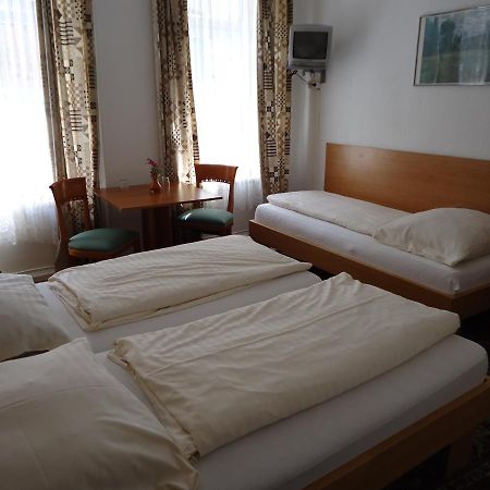 Hotel Garni Nord Hamburg-Harburg Exteriör bild
