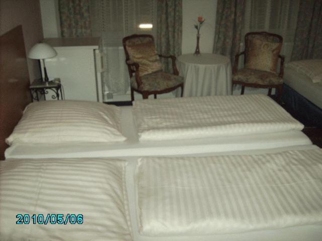Hotel Garni Nord Hamburg-Harburg Exteriör bild